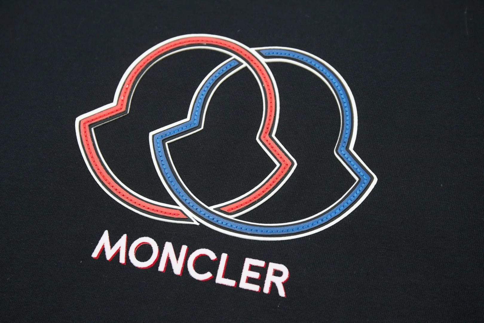 ✨MONC✨🆕25SS New Arrival · 260 100% · 32 1X 1 · · ：White/Black/Gray/Blue Size：S/M/L/XL